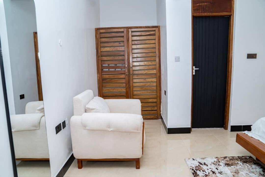 Apartamento Unit Number 1 Nkunjila Exterior foto